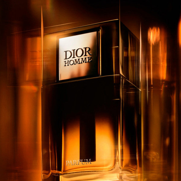 DIOR
Dior Homme Parfum
Perfume Amber, Woody and Floral Notes