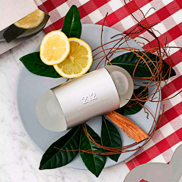 CAROLINA HERRERA
                            
                                                        212
Eau de Toilette