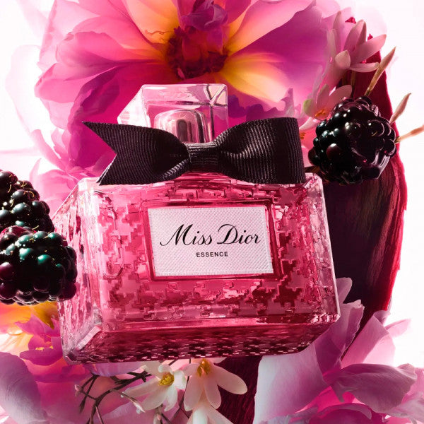 DIOR
                            
                                                                                                                    MISS DIOR ESSENCE
Perfume Essence - Candied, Floral and Woody Notes