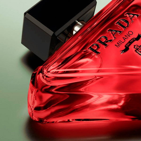 PRADA
                            
                                                        Paradoxe Radical Essence
