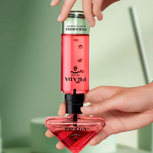 PRADA
                            
                                                        Paradoxe Radical Essence