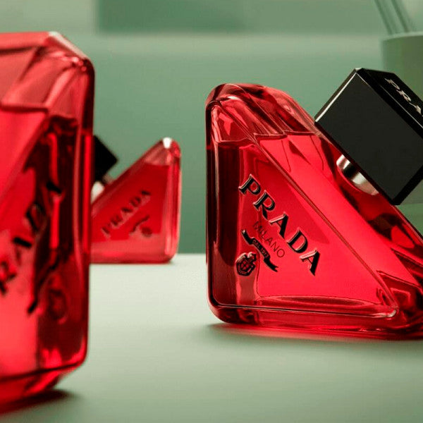 PRADA
                            
                                                        Paradoxe Radical Essence
